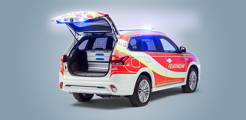 Mitsubishi mit Heckausbau Mitsubishi mit Heckausbau