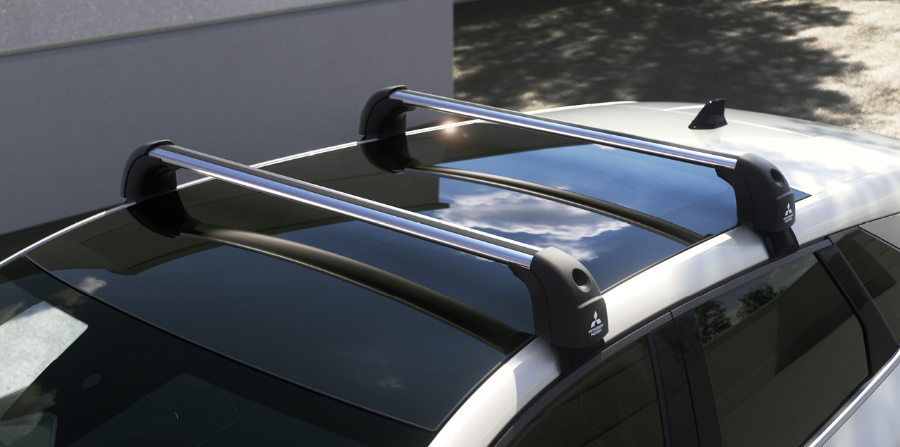 Nahaufnahme eines Dachgrundtr&auml;gers oben auf dem Mitsubishi Grandis.