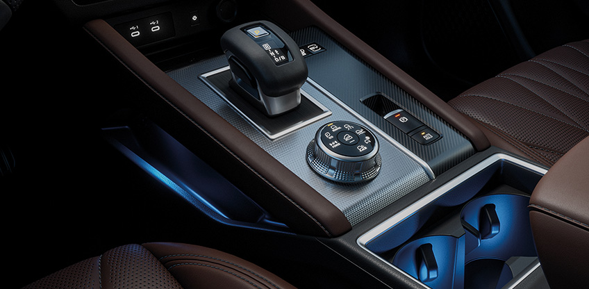 Der neue Mitsubishi Outlander mit Ambientebeleuchtung Der neue Mitsubishi Outlander mit Ambientebeleuchtung