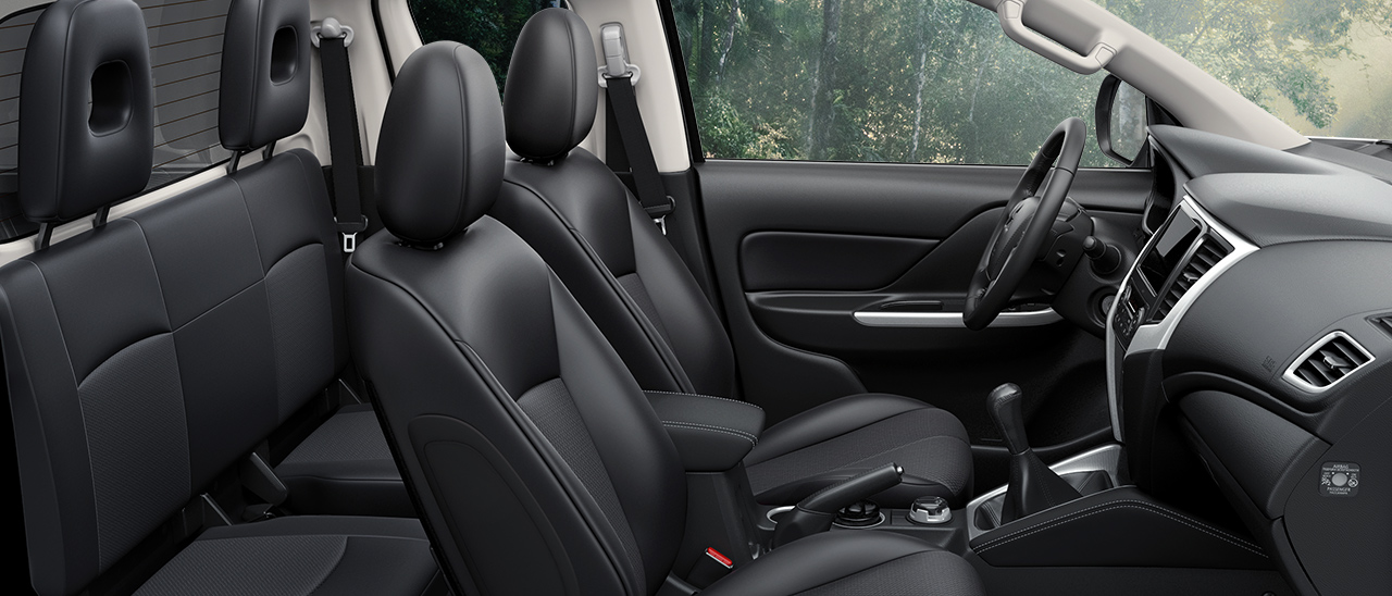 Neuer L200 Club Cab Innenraum Innenraum